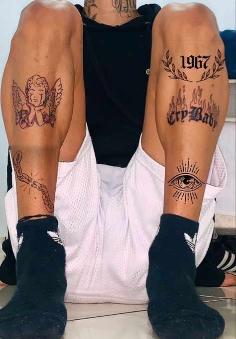 Simple Leg Tattoos, Calf Tattoo Men, Shin Tattoo, Model Tattoo, Chicano Tattoo, Tattoo Inspiration Men, Spider Tattoo, Leg Tattoo Men, Simple Tattoo