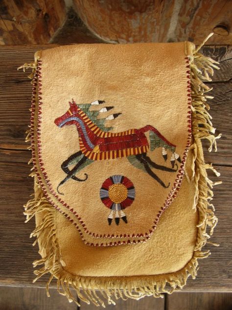 Horse Medicine, Native American Medicine Bag, Quill Work, Leather Medicine Bag, Medicine Bags, Beaded Pouch, Native Beading Patterns, Quilled Creations, Native American Crafts