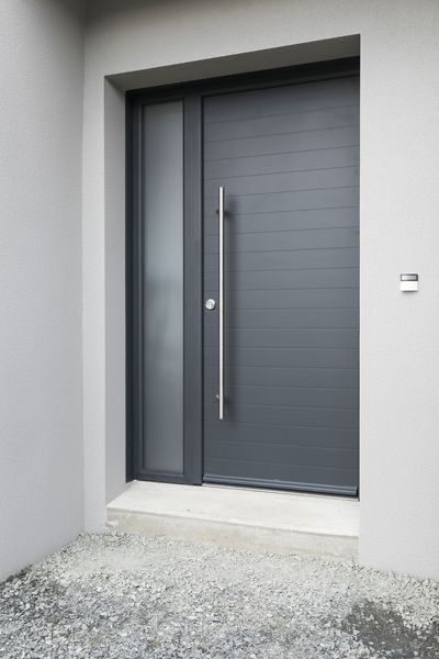 House Entrance Doors, Modern Bungalow Exterior, House Front Door Design, Modern Entrance Door, Impact Doors, Modern Exterior Doors, Contemporary Front Doors, Main Entrance Door Design, Home Door Design