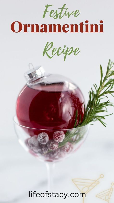 This Ornamentini Christmas Cocktail is stunning.  Guaranteed to wow all your party guests.  And the best part is, you can make it ahead time.  Making it the perfect Christmas cocktail for a crowd. Cocktail For A Crowd, Xmas Drinks, Christmas Party Drinks, Christmas Drinks Recipes, Christmas Drinks Alcohol, Christmas Cocktail Party, Cocktails Recipes, Christmas Cocktail, Christmas Brunch