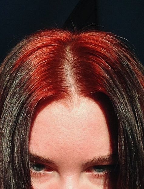 black hair with red roots Red Roots With Black Hair, Roots Hair Dye, Ghost Roots Hair Red, Red Hair Roots, Red Ghost Roots Black Hair, Ginger Roots Black Hair, Black Hair Colored Roots, Hair Roots Color, Red Shadow Root Black Hair