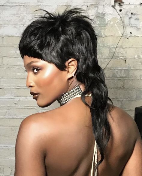 Rhianna Mullet Haircut, Mullets On Black Women, Mullet Editorial, Mullet Weave, Mullet On Black Women, Wolfcut Wig, Black Women Mullet, Mullet Hairstyle Black Women, Rihanna Mullet