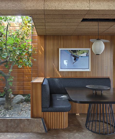 Bestor Architecture and Jamie Bush + Co modernize a Lautner John Lautner, Appliances Design, Booth Seating, Love Connection, Curved Walls, Banquette Seating, Terrazzo Flooring, The Hills, Banquette