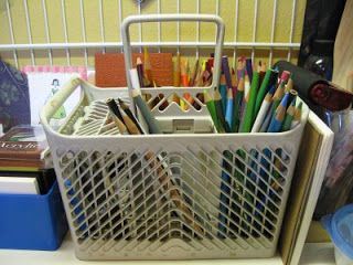 reuse-dishwashers Upcycle Dishwasher, Old Dishwasher Repurpose, Dishwasher Rack Repurpose, Repurpose Dishwasher Racks, Home Made Dishwasher Pods, Diy Dishwasher Rinse Aid, Replace Dishwasher With Storage, Silverware Caddy, Silverware Storage