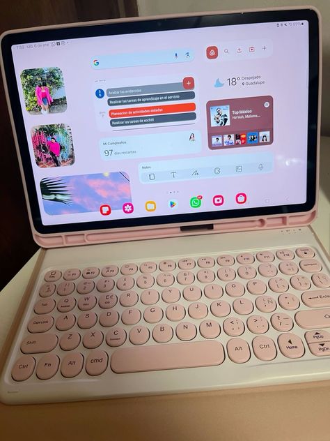 Samsung Tablet Setup, Samsung S8 Tablet, Tablets Aesthetic, Samsung Tablet Aesthetic, Samsung Tab S8, Tablet Aesthetic, Laptop Samsung, Samsung Gadgets, Aesthetic Instagram Accounts