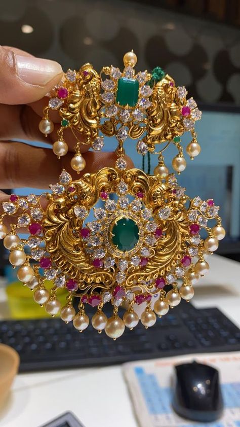 50+ Latest Gold Pendant Designs - [2024 Models] Durga Jewellery, Small Lockets, Gold Pendant Designs, Premraj Shantilal Jain Jewellers, Papidi Billa, Temple Jewellery Earrings, Coral Jewelry Set, Gold Haram, Pendant Designs