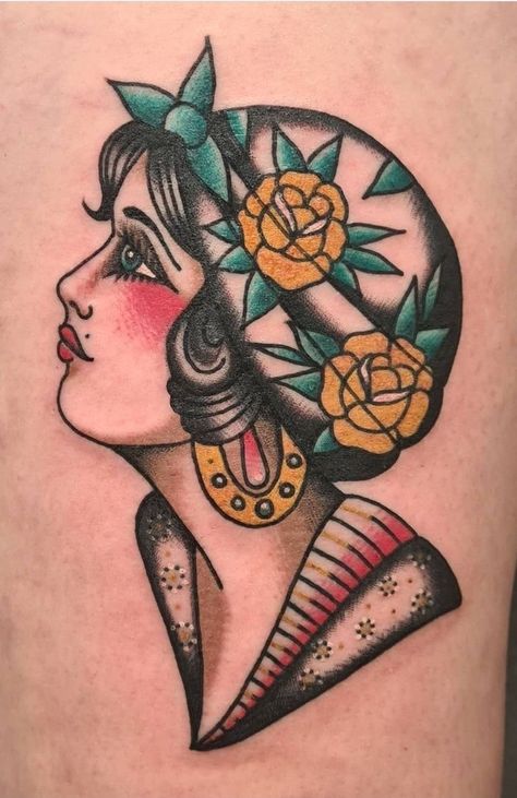 Old skool. Traditional. Old school. Gypsy tattoo. Woman. Traditional Tattoo Girl Head, Tattoo Hacks, Traditional Tattoo Woman Face, Traditional Tattoo Girls, Traditional Tattoo Woman, Girl Power Tattoo, Rose Tattoos For Men, Tattoos Inspiration, Traditional Tattoo Art