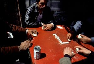 Spanish Harlem in the 1980s – in pictures | Art and design | The Guardian Playing Dominoes, How To Play Dominoes, Spanish Harlem, Documenting Life, East Harlem, Tea Shirt, Hip Hop Artists, Cinematic Photography, Video Film