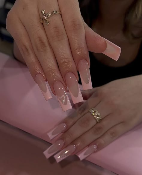 Frenchtips Nails, Baby Pink Nails Acrylic, Light Pink Acrylic Nails, Baby Pink Nails, Purple Acrylic Nails, Instagram Light, Light Pink Nails, Girly Acrylic Nails, Simple Acrylic Nails