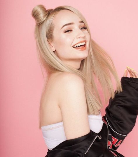 Kim Petras Aesthetic, Ladies Photo, Kim Petras, Soft Grunge Aesthetic, Power Pop, Women In Music, Pop Dance, Soft Grunge, Grunge Aesthetic