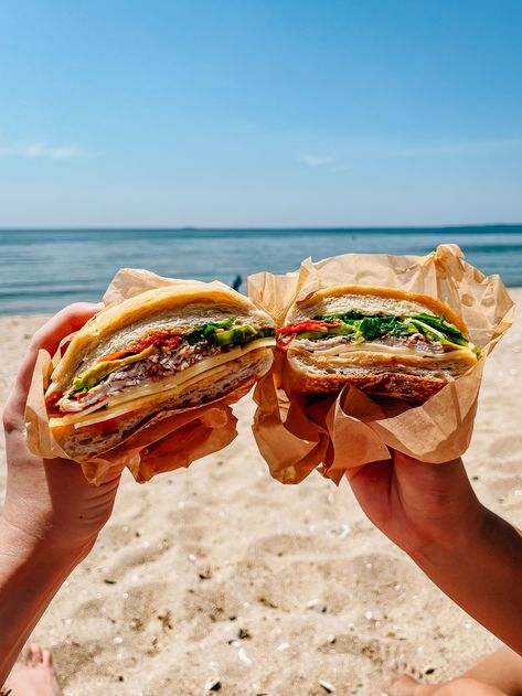 The Best Beach Sandwich | Well and Full | #recipe Beach Vacation Food, Beach Sandwiches, Beach Picnic Food, Vegan Power Bowl, National Sandwich Day, Lunch On The Beach, Tomato Butter, Sandwich Day, Summer Moodboard