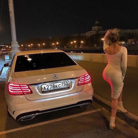 Mercedes-Benz Mercedes Girl, C 63 Amg, Girls Driving, Dream Cars Mercedes, E63 Amg, Mercedes Car, Racing Wheel, Benz Car, Mercedes Benz Amg