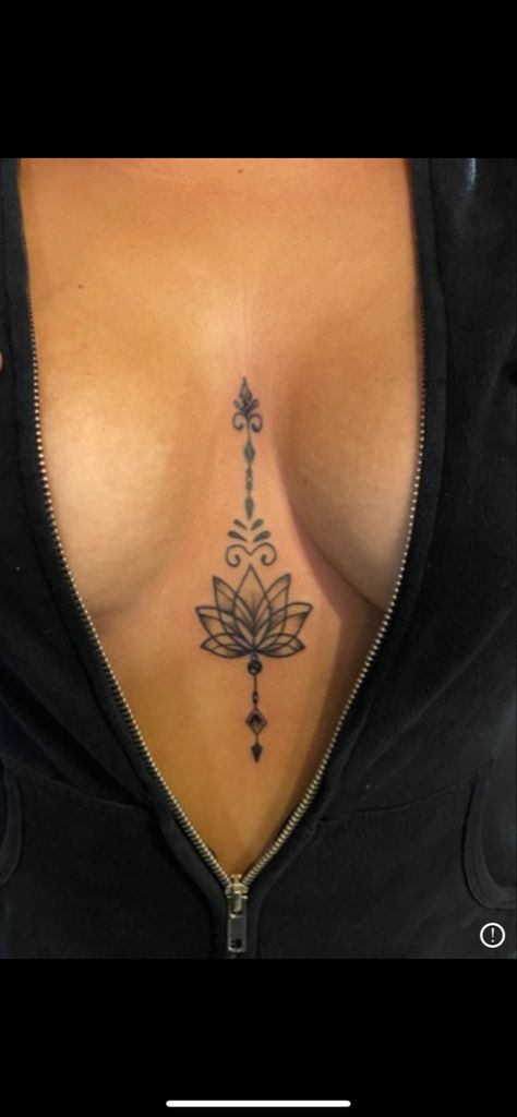 Cool Back Tattoos For Guys, Amazing 3d Tattoos, Small Chest Tattoos, Hand Tattoos For Girls, Cute Hand Tattoos, Pretty Hand Tattoos, Writing Tattoos, Tasteful Tattoos, Chest Tattoos For Women