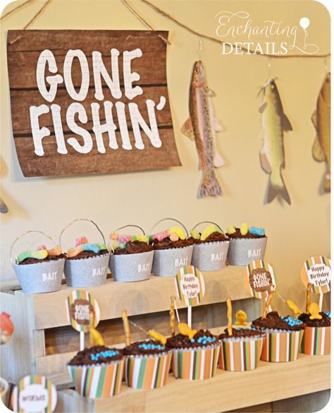 Everyday Enchanting                                                           - http://www.everydayenchanting.com/gone-fishin-party/ Gone Fishing Party, Fishing Theme Party, Fishing Themed Birthday Party, Baby Shower Fishing, Fishing Birthday Party, Party Spread, Fishing Party, Fishing Birthday, 75th Birthday