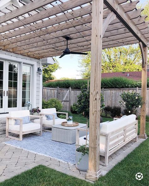 World Market Outdoor Furniture, Herringbone Pavers, Rustic Facade, Pottery Barn Outdoor, Balkon Decor, Patio Pergola, Pergola Design, Outdoor Patio Space, Paved Patio