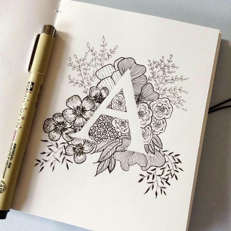 Name Drawings Creative, Flower Lettering, Letters Drawing, Letter Drawing, ليلو وستيتش, Doodle Art Letters, Pen Art Work, Doodle Art Flowers, Easy Mandala Drawing