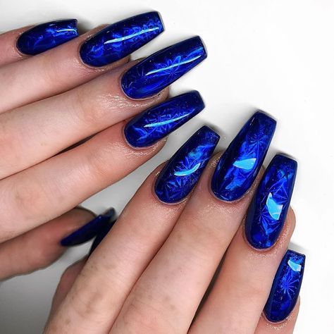 960 Likes, 2 Comments - LUXAPOLISH ®  LUXA ® (@luxapolish) on Instagram: “Sapphire dreams 💙☁️ • • • • @maggiecurlew using gel colors in FINESSE & GLASS BLUE along with Luxa…” Blue Nail Polish Designs, Ongles Baby Blue, Liquid Gel Nails, Navy Blue Nail Polish, Cobalt Blue Nails, Sapphire Nails, Gel Polish Nail Designs, Blue Nail Color, Opi Gel Nails