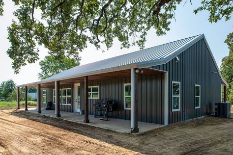 Questions about Barndominiums? Prices? Floor plans? Builders? General information? Photos, videos, interviews. If the topic is Barndominiums, we probably have the answer. Stop by today! 3 Bd 2 Bath Barndominium, Simple Pole Barn Homes Floor Plans, 1200 Square Foot Barndominium, Metal Shop Houses, Building A Barndominium, Barndominium Exterior, Metal Houses, Barn Dominium, Shop Houses