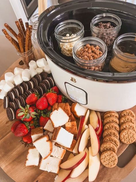 Simple Tips for an Epic Crockpot Fondue Board! - Instant Pot Fondue, Fall Dip Crockpot, Crockpot Melted Chocolate, Chocolate Fondue In Crockpot, Party Fondue Ideas, Candy Bar Fondue, Fondue Birthday Party Ideas, Apple Dipping Station Crockpot, Party Food In Crockpot