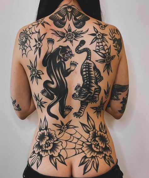 American Tradition Back Tattoo, Traditional Sleeves For Women, Old School Hip Tattoo, American Traditional Tattoos Collar Bone, Traditional Style Back Tattoo Women, Large Traditional Back Tattoo, Matching Tattoos Old School, American Traditional Lower Stomach Tattoo, Old School Tattoo Thigh