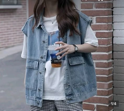 Oversize Denim Vest Outfit, Denim Vest Outfit, Outfit Recipes, Loose Vest, Oversized Denim Jacket, Vest Outfits, Denim Outfit, Denim Vest, Vest Jacket