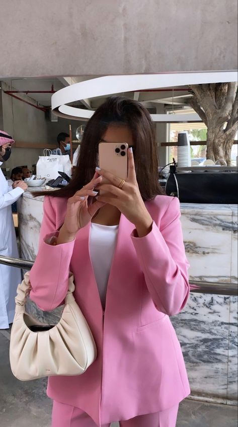 Girly Lawyer Aesthetic, Pink Lawyer Aesthetic, Legal Baddie, Pink Lawyer, Lawyer Core, Shimmer And Shine Outfit, Girl Boss Outfit, Entrepreneur Girl, Tech Girl