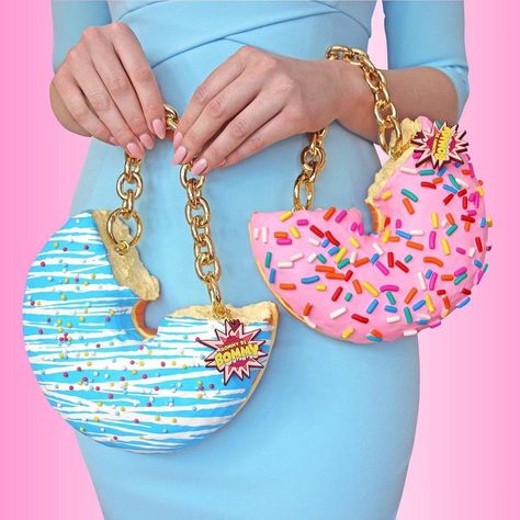 Funky Purses, Candy Clothes, Pink Scrapbook, Donut Art, Statement Purse, Types Of Purses, Creative Bag, Unique Handbag, Unique Handbags