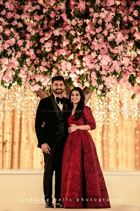 Engagement Outfit Bride And Groom, Matching Dress For Couple Formal, Reception Looks Indian Couple, Couple Gown And Suit, Wedding Reception Outfit For Bride Indian, Reception Couple Dress Indian Latest, Reception Dress For Couples Indian, Bride Groom Reception Outfit Indian, Reception Dress For Groom Indian