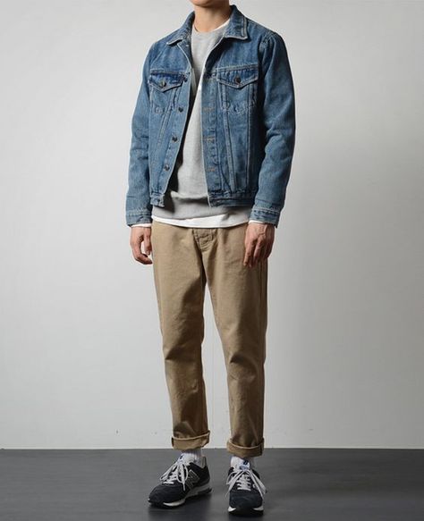 The denim jacket is easily one of the most popular pieces of menswear, and one of the oldest as well. Despite its age, the... Mens Closet, Male Outfits, Minimalist Fashion Men, Streetwear Mode, Mens Outfit Inspiration, Mens Fashion Streetwear, Skateboarder, Stylish Mens Outfits, Denim Jacket Men