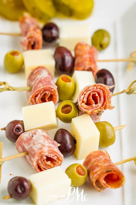 Snack Skewers Appetizers, Fancy Skewer Appetizers, Mortadella Appetizers, Muffuletta Skewers, Most Popular Appetizers, Popular Appetizers For Parties, Finger Sandwich Recipes, Easy Skewer Appetizers, Holidays Appetizers