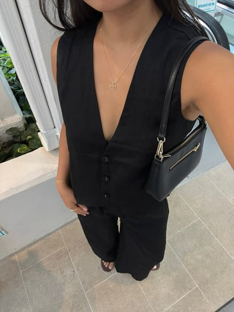 linen vest, black vest, linen vest outfit, black casual set, linen set outfit, fall outfit, casual fall outfit 2023, transitional outfit Black Vest Fits, Linen Vest Set, Vest Set Outfit, Black Linen Vest Outfit, Black Sleeveless Vest Outfit, Black Vest Outfit Aesthetic, Linen Vest Outfit, Sleeveless Vest Outfit, Vest Dress Outfit