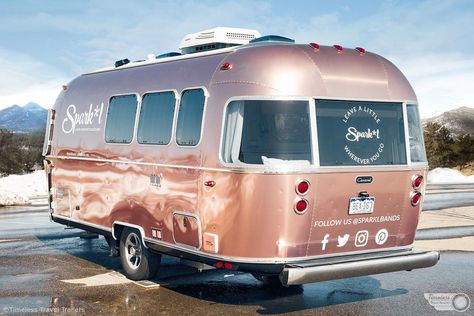 Airstream Guest House, Airstream Restoration, Retro Trailer, Mobile Bars, Trailer Conversion, Airstream Campers, Airstream Remodel, Airstream Interior, Airstream Renovation