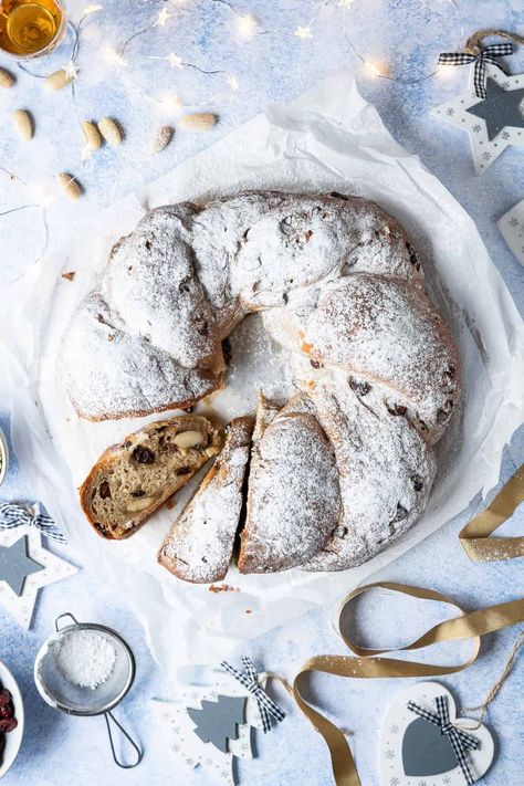 Vegan stollen wreath - this impressive wreath is a lighter version of traditional German stollen bread. It is soft, delicious and full of rum soaked fruits and marzipan. The perfect centrepiece for a Christmas brunch! Eggless and dairy-free. #veganbread #veganbaking #christmas Easy Vegan Baking, Stollen Bread, German Stollen, Bread Desserts, Comfort Food Meals, Vegan Christmas Cookies, Vegan Cakes, Food Meals, Vegan Holidays