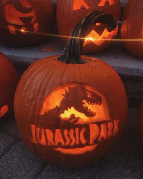 Jurassic park pumpkin Pumpkin Carving Jurassic Park, Pumpkin Carving Ideas Jurassic Park, Jurassic Park Pumpkin Carving, Pumpkin Carving Ideas Dino, Jurassic Park Pumpkin, Pumpkin Dinosaur, Pump Carving Ideas, Pumpkin Carving Ideas Dinosaur, Dinosaur Pumpkin