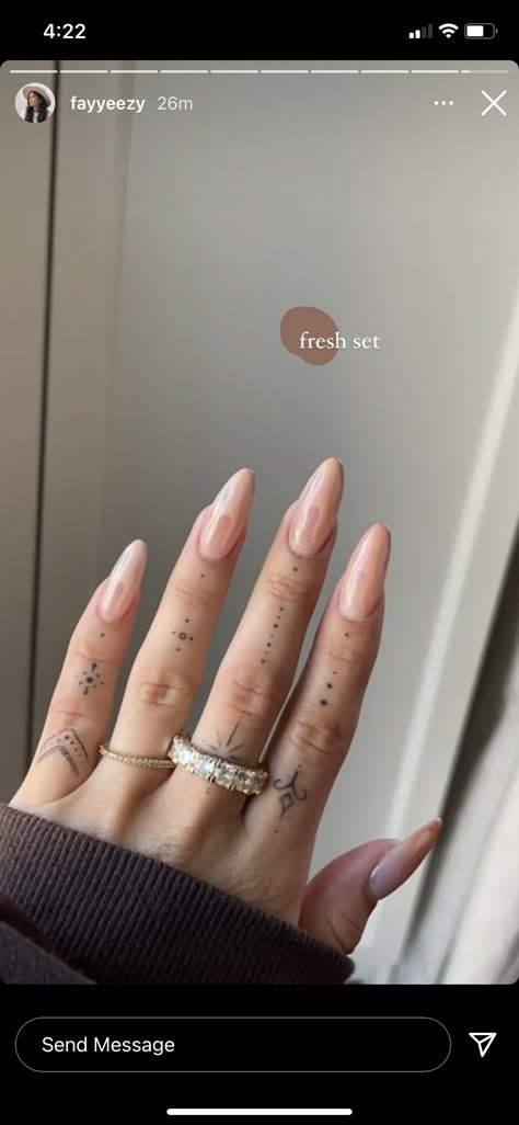 Dainty Tattoos On Hand, Jenna Hand Tattoo, Dainty Hand Tats, Hand Tattoos Delicate, Hand Tattoos For Women Dainty, Dotwork Finger Tattoo, Finger Tattoos Dainty, Dainty Tattoos Hand, Minimal Hand Tattoos For Women