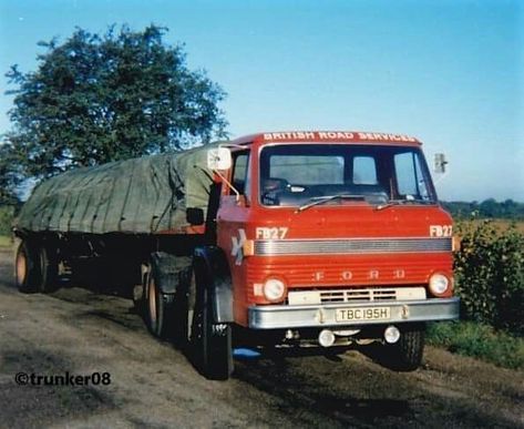 Old Lorries, Ford Van, Old Truck, Classic Truck, Big Rig Trucks, Big Rig, Vintage Trucks, Classic Cars Trucks, Classic Trucks