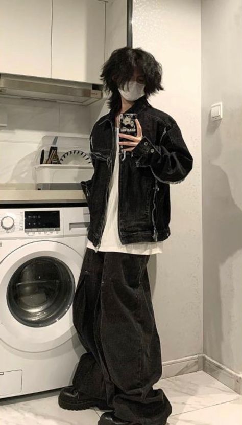 Alternative Outfit Ideas Men, Dark Y2k Outfits Men, Baggy Emo Outfits Male, Male Baggy Clothes Aesthetic, Grunge Outfits Men Edgy, Male Manipulator Aesthetic Outfits, Alternative Fashion Men Grunge, Alternative Male Outfits, Alt Fashion Male