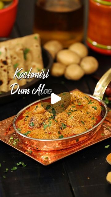 Kashmiri Dum Aloo Recipe Video, Dum Aloo Kashmiri, Kashmiri Aloo Dum Recipe, Aloo Gravy Curry Recipes, Kashmiri Dum Aloo Recipe, Dum Aloo Recipe Video, Aaloo Recipe, Aloo Sabzi Recipe, Potatoes Curry