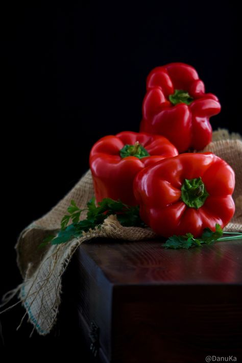 Tomato Still Life Photography, Red Pepper Jam, Pepper Steak Recipe, Stuffed Peppers Healthy, Thick Yogurt, Vegetables Photography, Food Art Photography, Pepper Steak, Peppers And Onions