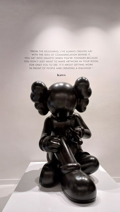 Kaws Wall Decor, 3d Puffy Wallpaper Black, Black Kaws Wallpaper, Iphone Wallpaper World, Kaws Iphone Wallpaper, Hypebeast Iphone Wallpaper, Kaws Wallpaper, Iphone Wallpaper Photos, Iphone Wallpaper Tumblr Aesthetic