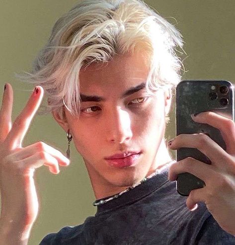 Male Platinum Hair, Male Face Claims White Hair, Short Blonde Hair Male, Silver Hair Guys, Male With Blonde Hair, Platinum Blonde Hair Male, White Hair Men Aesthetic, White Dyed Hair Men, Bleach White Hair