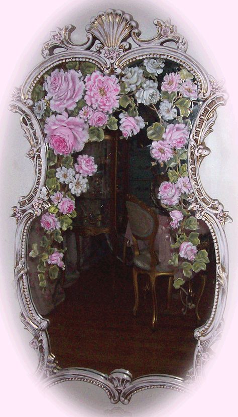 Antique Fancy Blush Pink Scroll Mirror, hand painted Mirror Painting Ideas, Baños Shabby Chic, Cherub Art, Hand Painted Mirrors, Styl Shabby Chic, Chabby Chic, Decoration Shabby, Hand Painted Roses, Ornate Mirror