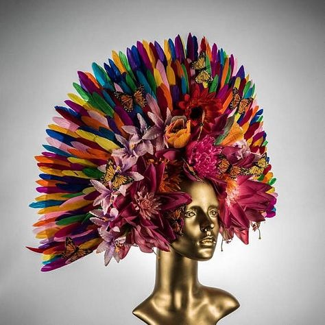 Catrina Costume, Mannequin Decor, Parade Ideas, Burning Man Costume, Headpiece Diy, Festival Costume, Coloured Feathers, Mardi Gras Carnival, Burning Man Festival