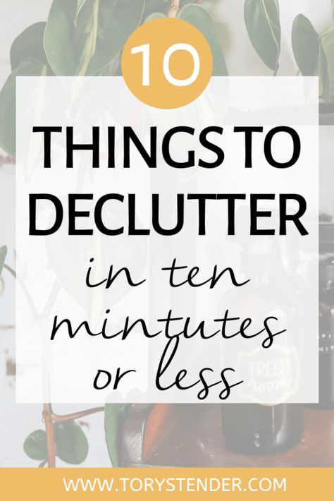 Quick Declutter, Organizing Clutter, Things To Declutter, Declutter Closet, Counter Clutter, Decluttering Inspiration, Declutter Challenge, Organisation Ideas, Declutter Your Mind