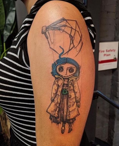 Coraline Flash Tattoo, Coraline Flash, Coraline Tattoo Ideas, Flash Tattoo Ideas, Coraline Tattoo, Indie Tattoo, Spooky Tattoos, Cute Little Tattoos, Pretty Tattoos For Women