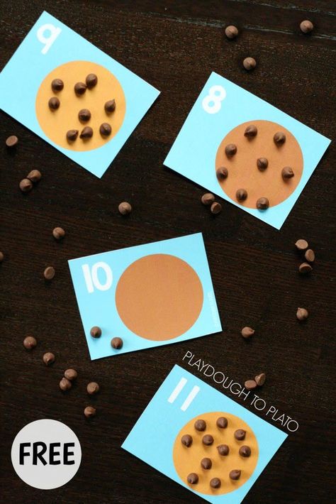 If You Give a Mouse a CookIe Crafts and Activities - Toddler Approved Cookie Counting, Playdough To Plato, Laura Numeroff, Mouse A Cookie, Cookie Craft, Cookies Theme, Prek Math, Counting Cards, Numbers Preschool