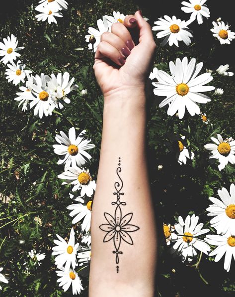 #tattoo #daisy #tattoodaisy #tattoos #flowers #tattooflower Michaelmas Daisy Tattoo, Broom Tattoo, Girl Scout Daisies, Michaelmas Daisy, Tattoos Flowers, Daisy Tattoo, Daisy Girl Scouts, Girl Scout, Flower Tattoos