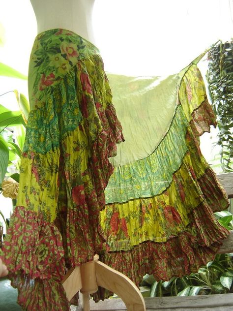 I adore these colors and patterns Ruffle Wrap Skirt, Bohemian Skirt, Mode Boho, Sewing Skirts, Upcycle Clothes, Sewing Clothes, Wrap Skirt, Sewing Inspiration, Tie Dye Skirt