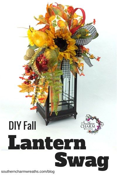 DIY Fall Lantern Swag by SouthernCharmWreaths. Use this Lantern Swag tutorial to make a lantern swag for any season. Lantern Swags Tutorial, Fall Lanterns, Fall Lantern, Lantern Swag, Casa Halloween, Lantern Ideas, Halloween Lanterns, Diy Lanterns, Christmas Lanterns