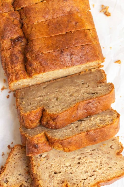 sliced low calorie banana bread. Healthy Low Cal Banana Bread, Low Calorie Vegan Banana Bread, Ripe Banana Recipes Low Calorie, Low Calorie High Protein Banana Bread, Old Bananas Recipes, Gerd Desserts, Healthy Banana Bread Recipe Low Calories, Low Cal Baking Recipes, Low Cal Banana Recipes